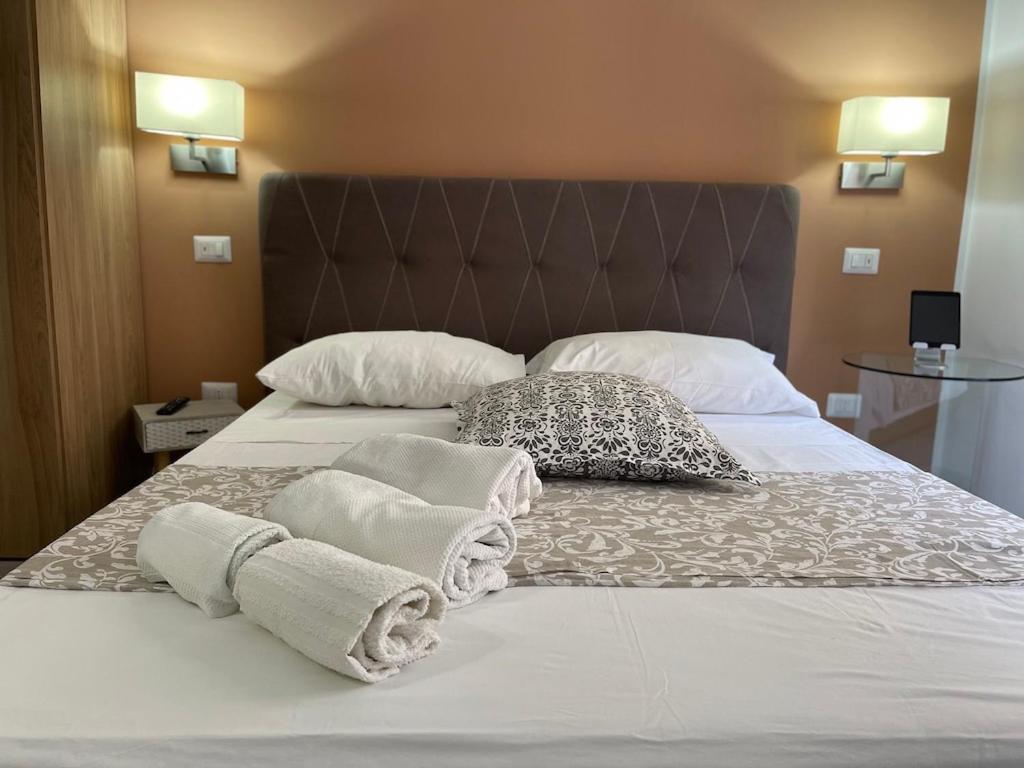 Ciu Ciu Home Suite Palermo Luaran gambar