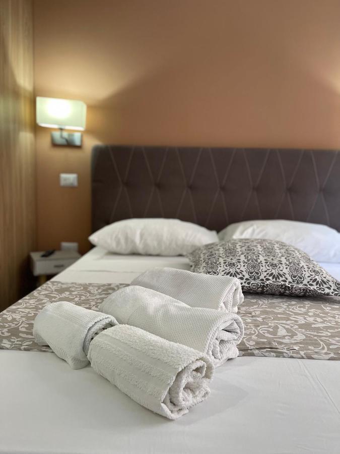 Ciu Ciu Home Suite Palermo Luaran gambar